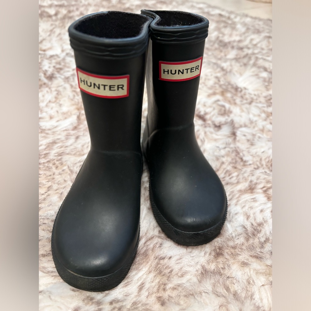 Hunter Classic Rain Boots - EUC Black. Toddler size 5.
